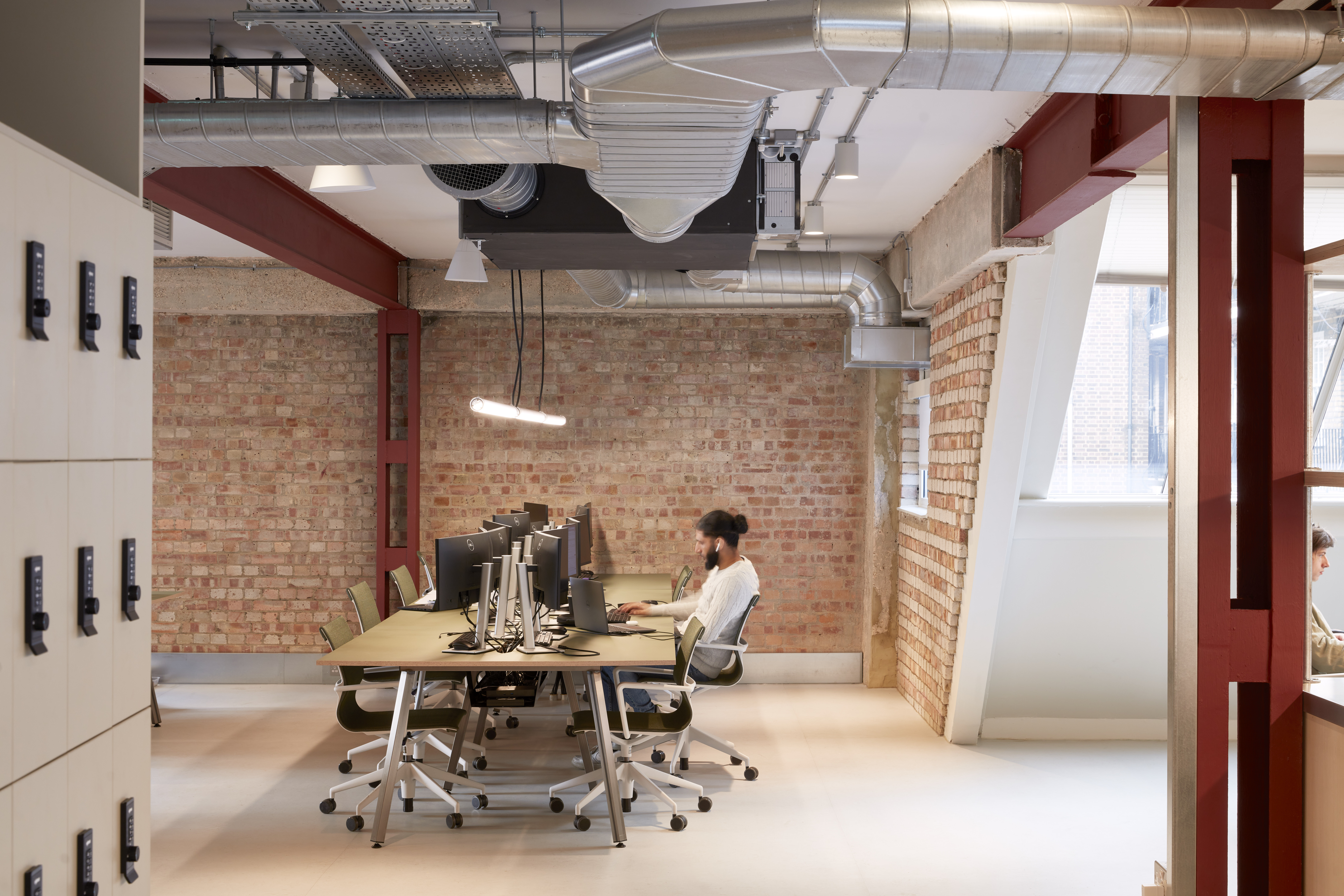 MClayton 2308-3-SL-COV 015